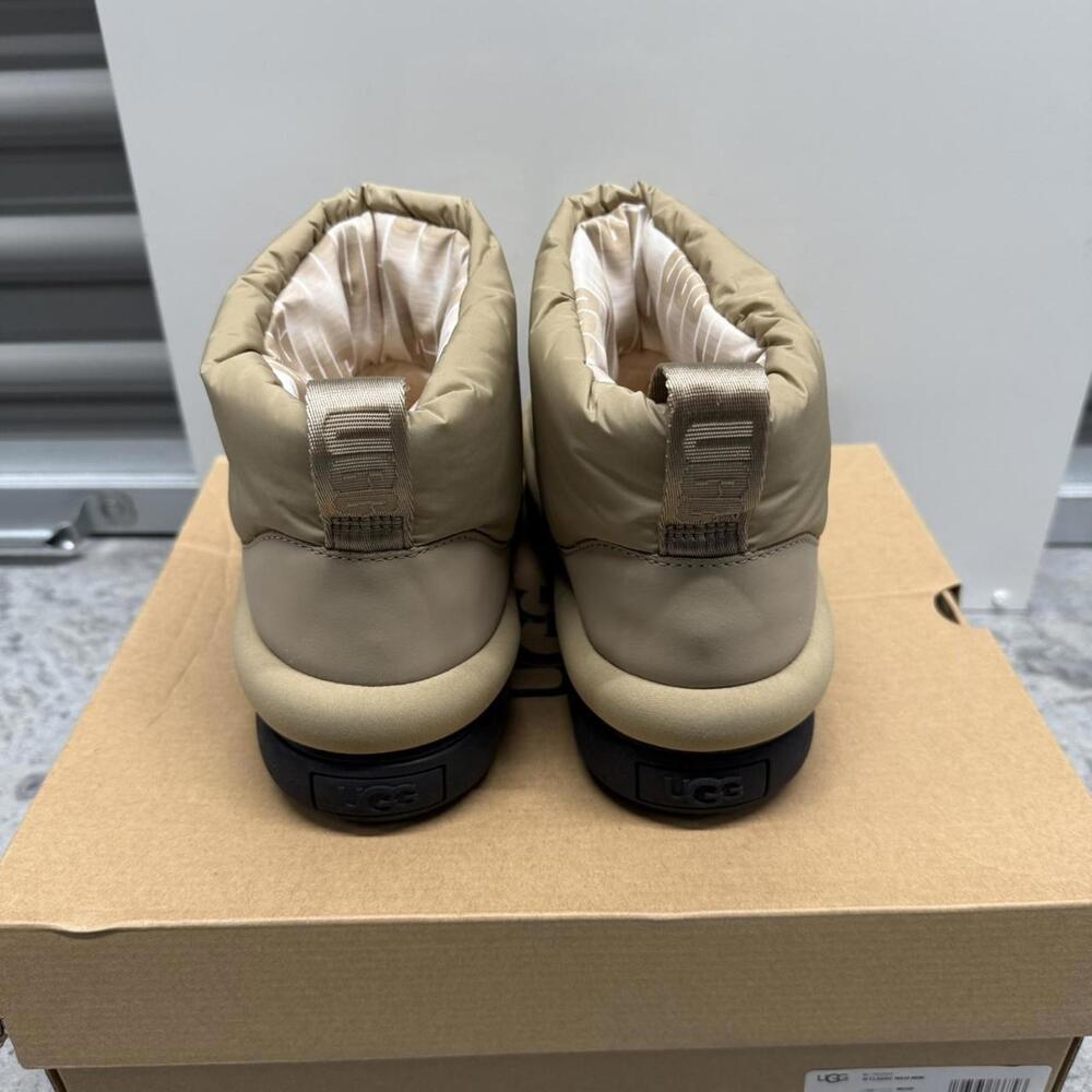 Ugg Classic Maxi Mini Puffer Boots - Picture 4 of 7